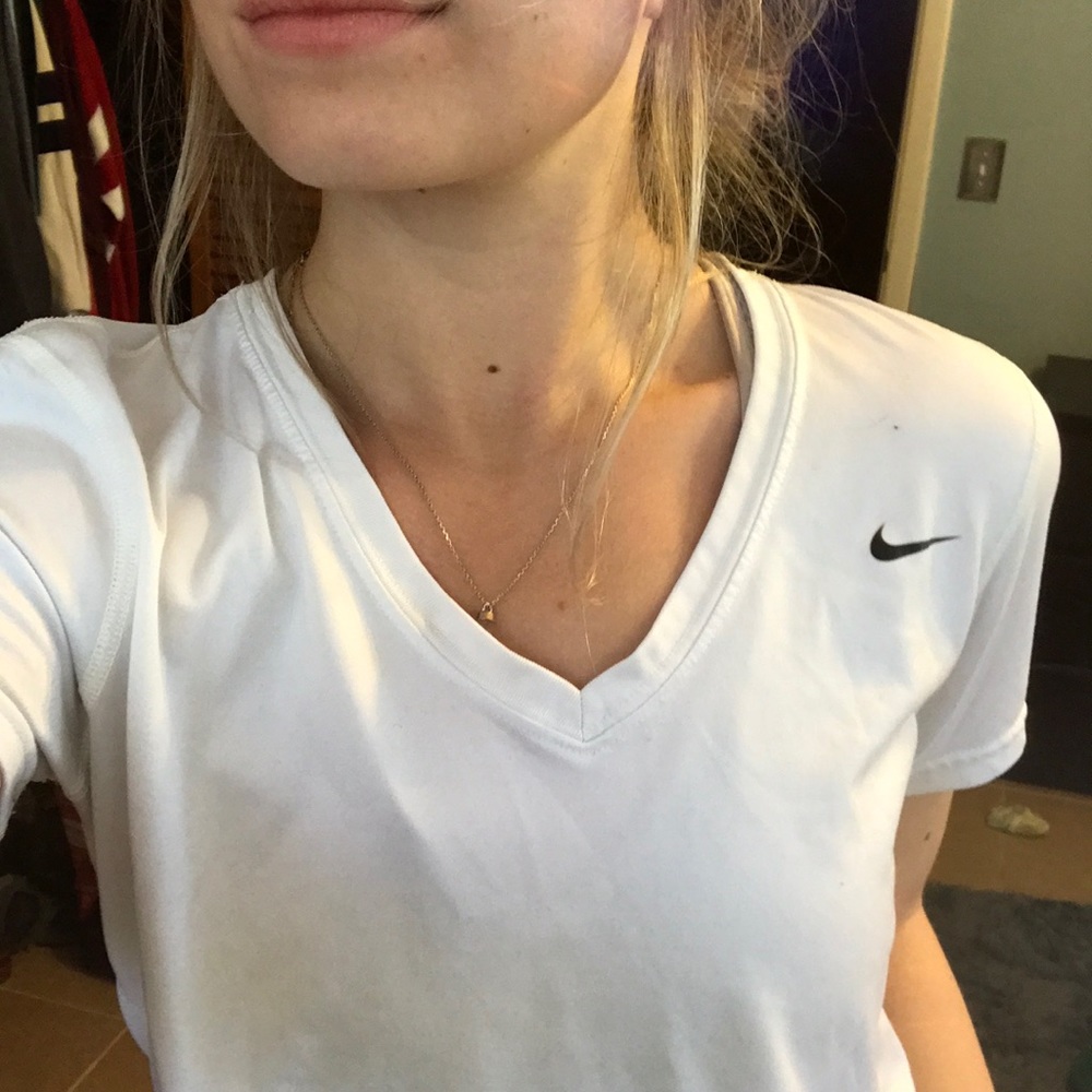 Nike dri-fit small white vneck